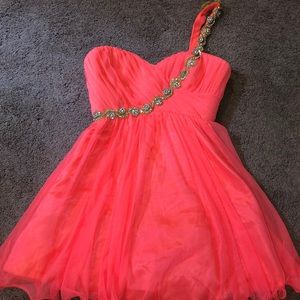 Formal/homecoming dress